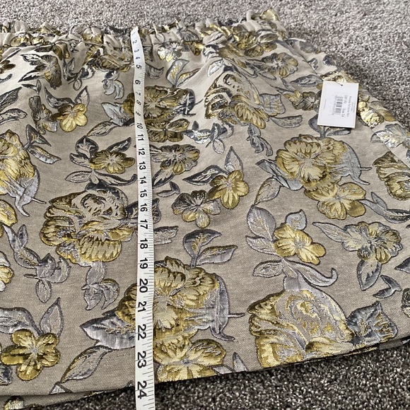 + Size NWT Eloquii Gold foil floral A Line skirt - Picture 8 of 10